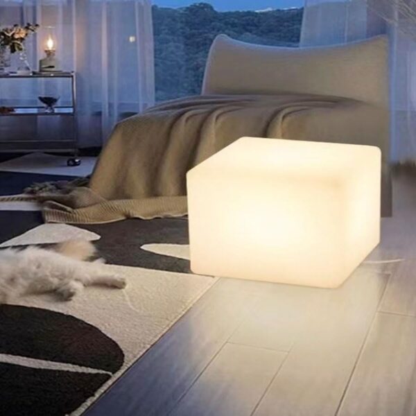 Multipurpose Modern Technology Waterproof LED Cube Side Table Color Changing Rechargeable Cordless Night Light Nightstand for Living Room Outdoor Patio Party Seat 40x40x40 cm.