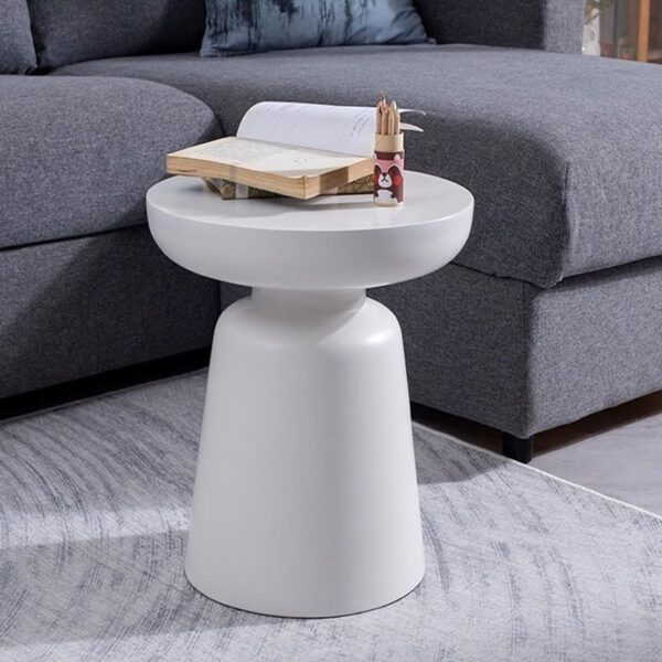 Modern Luxury Nordic Style Steel Coffee Table Round Sofa Side Table with Steel Base Gilded Frame Home Decoration Suitable Home Furniture for Living Room Bedroom Balcony.